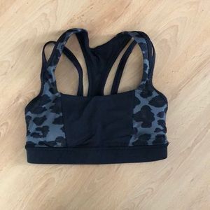 lululemon sports bra